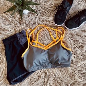 Reebok padded sports bra mesh lining